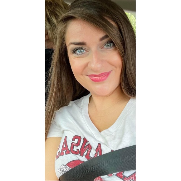 Meet your Posher - Picture 6 of 10